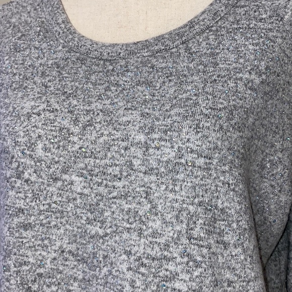 LC Couture womens large cold shoulder cut out top - Picture 4 of 9